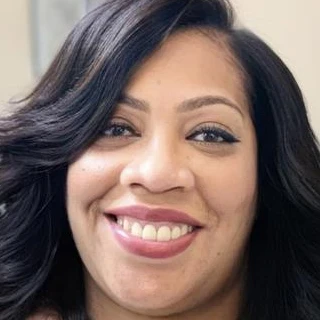 Dra. Stephanie Carter-Robin - Foto