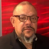 Dr. Jose Lares-Guia - Foto
